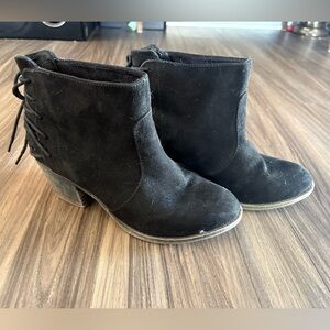 Rocket Dog Lace Up Ankle Booties